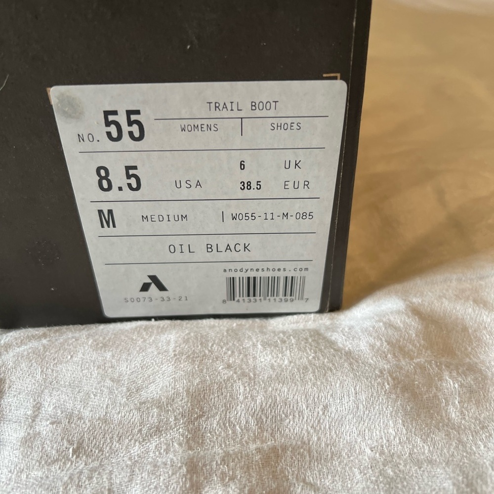 Anodyne No.55 size 8.5 Woman’s Trail Boot, Black and Gray Lace-Up Boots NWT. - Picture 3 of 5